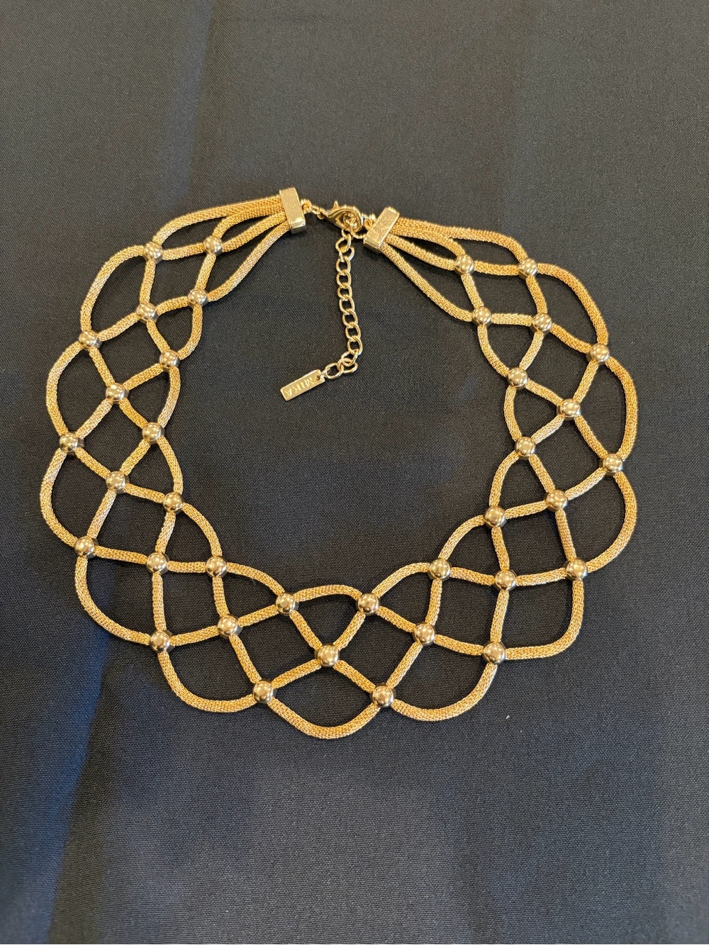 Unique Luxurious Gold Open Lattice Statement Necklace